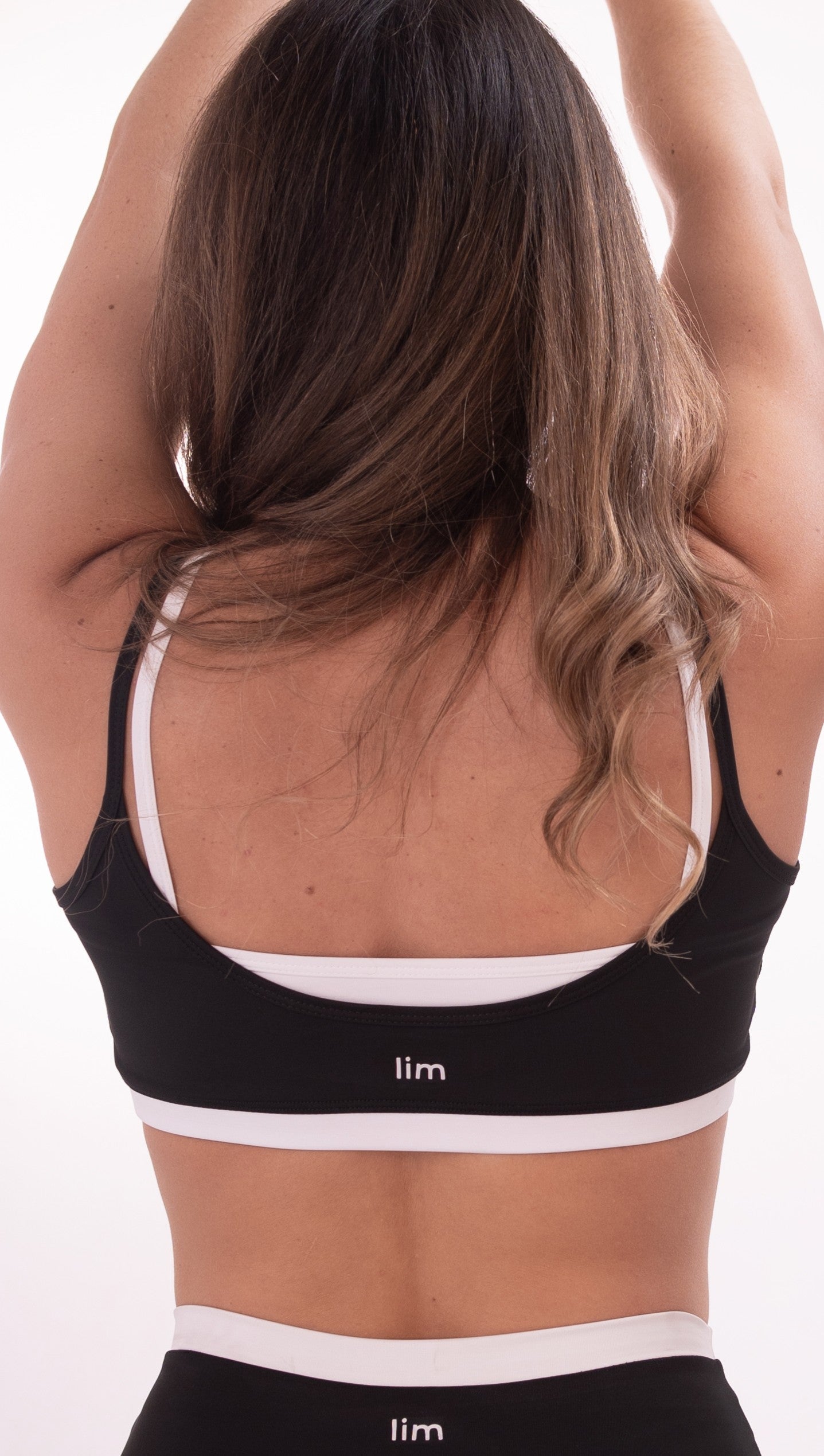 Aura Line Top