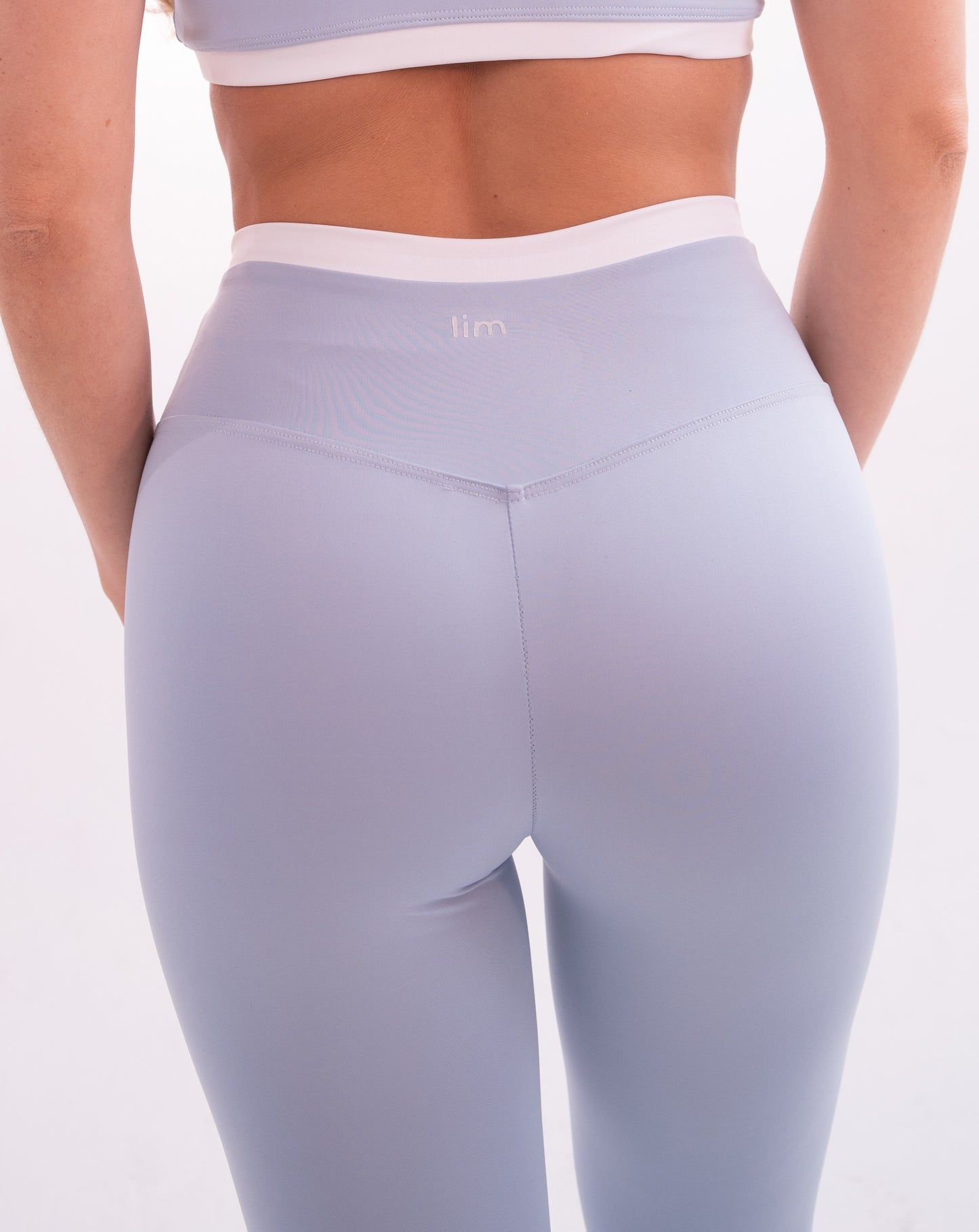 Aura Line Legging